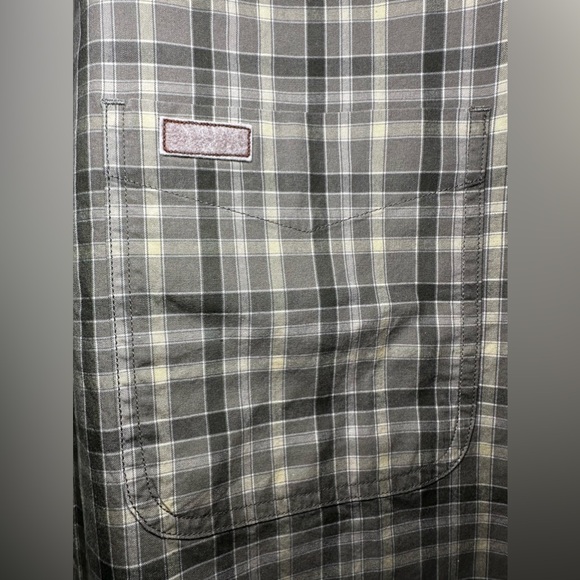 Carhartt Shirt Mens XL Plaid Short Sleeve Button Down Shirt Relaxed Fit - Picture 3 of 7